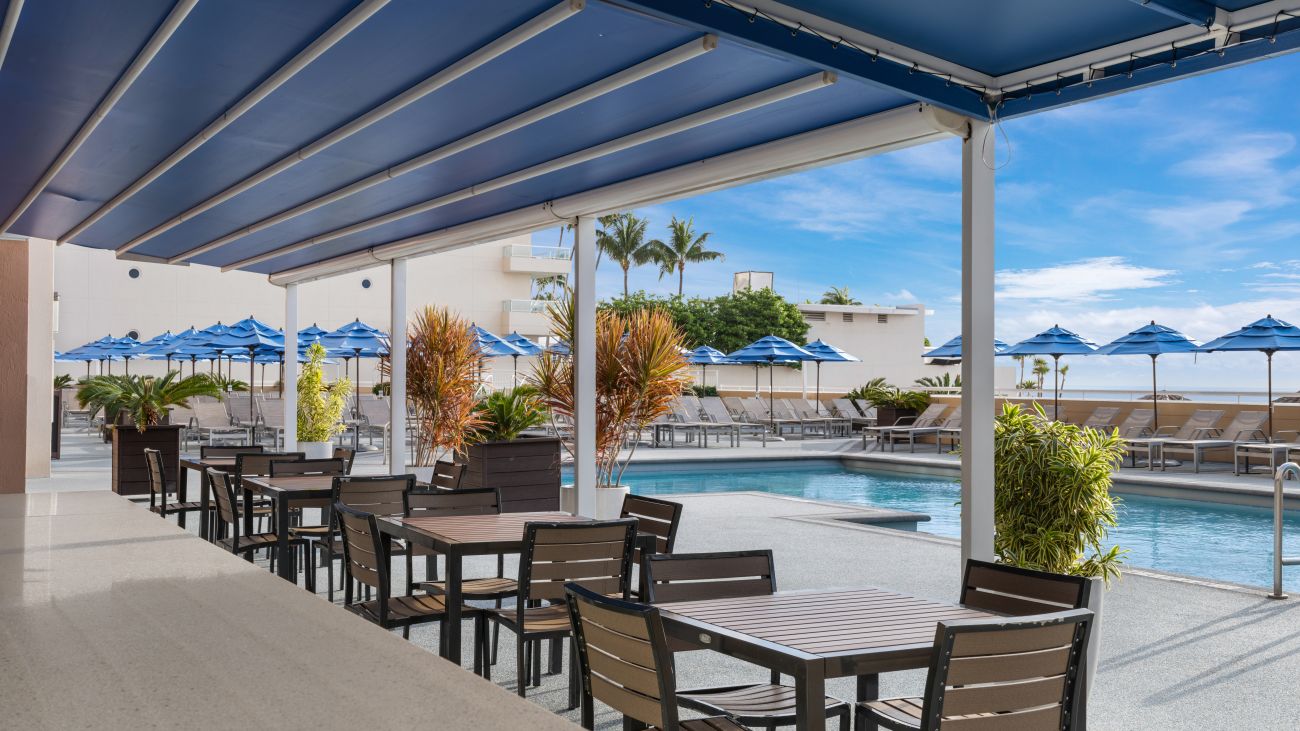 Splash Pool Bar & Grill