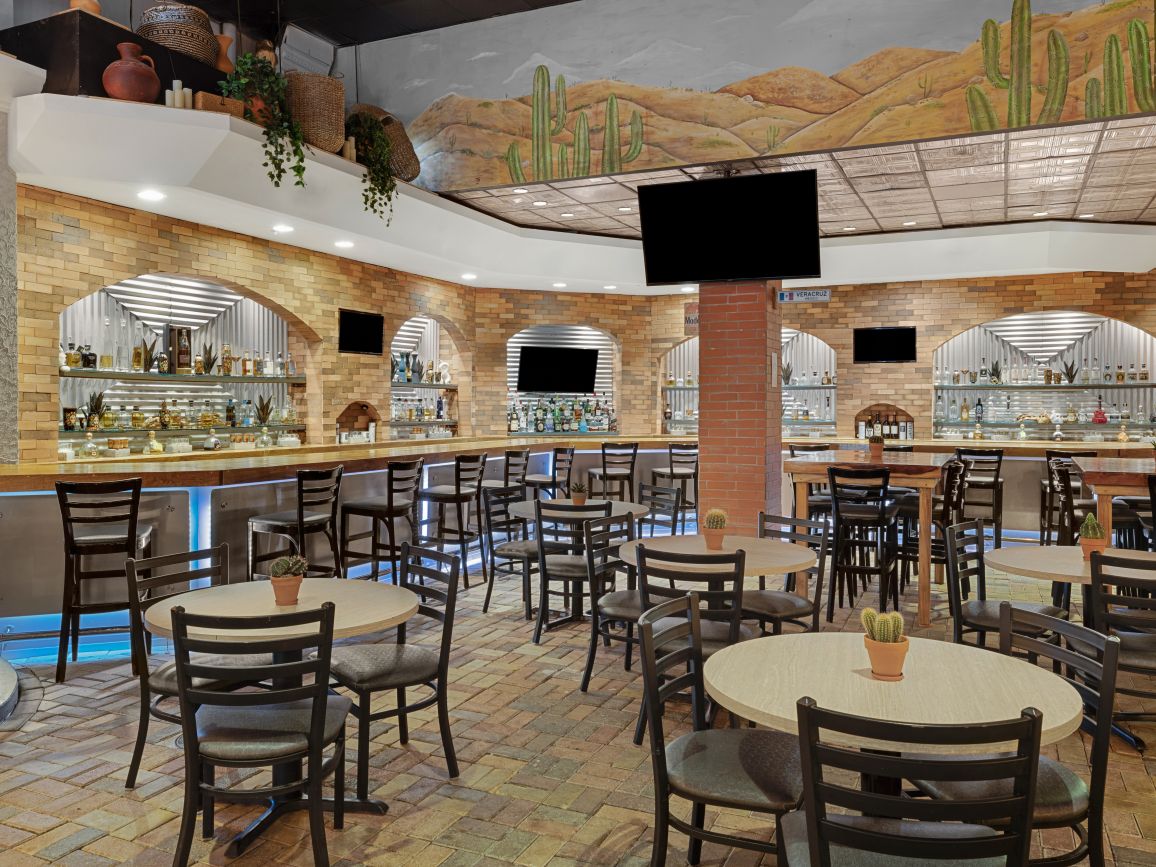Campeones Cantina & Tequila Bar