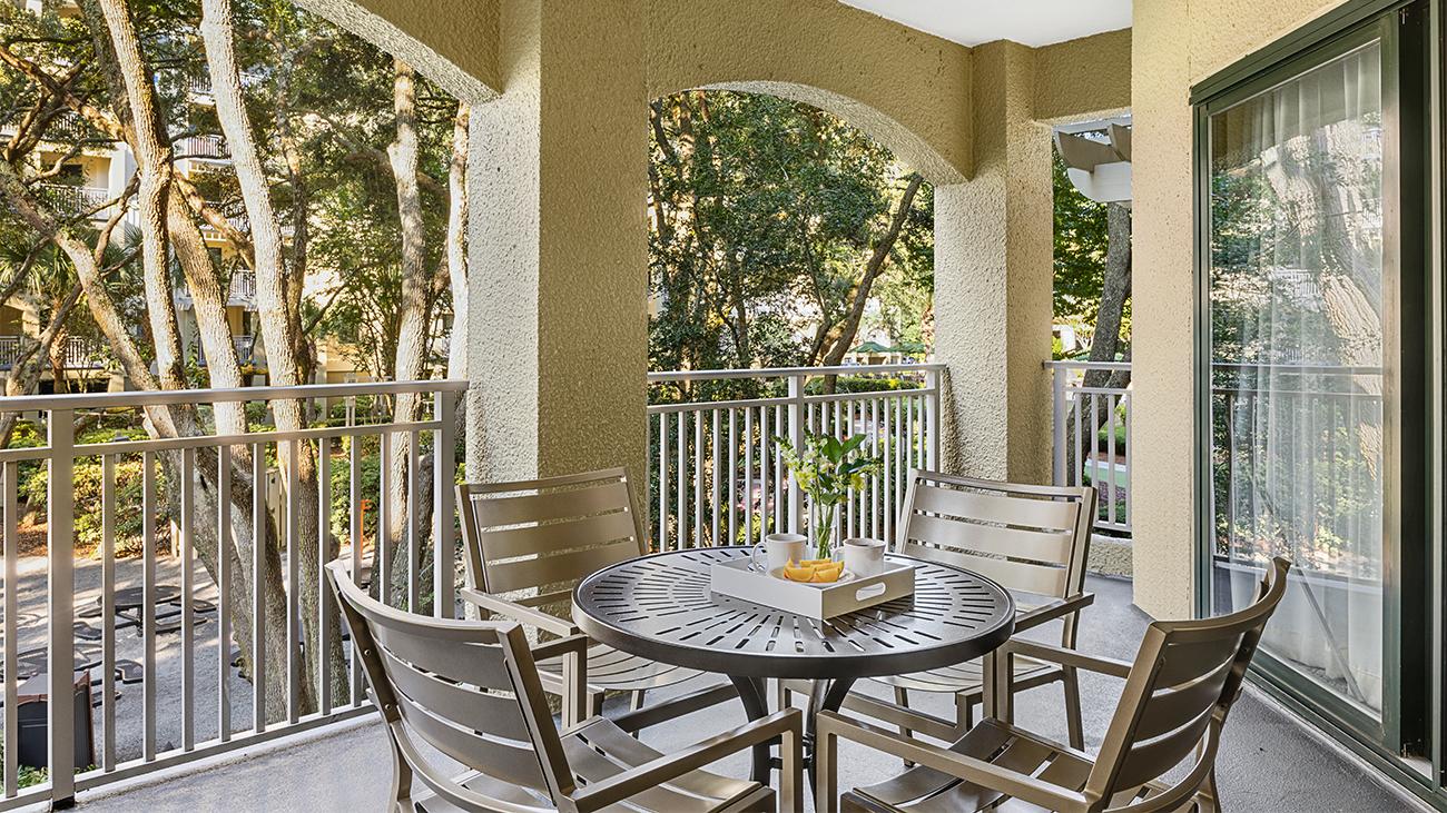 bb-two-bedroom-courtyard-balcony-interior-photo
