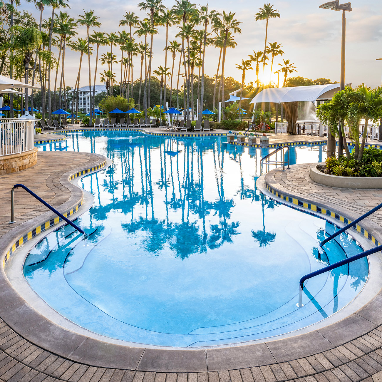 cy-amenity-pool-photo