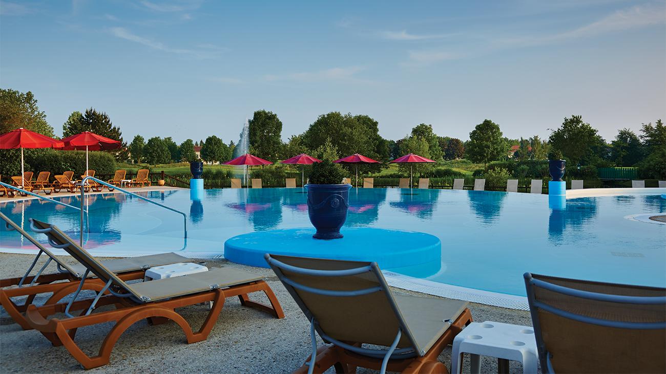 dp-amenity-pool-photo