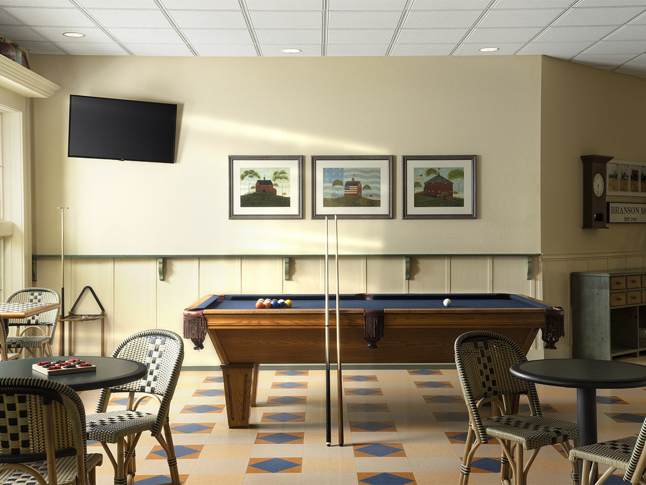 The Den Teen Lounge