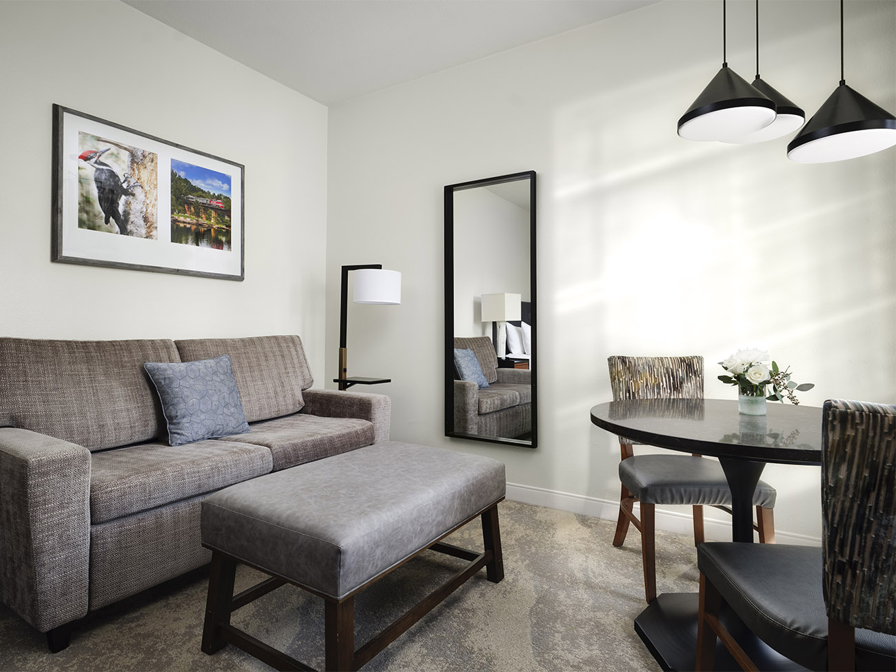 Guest Room Sitting Area (2-Bedroom Villa)