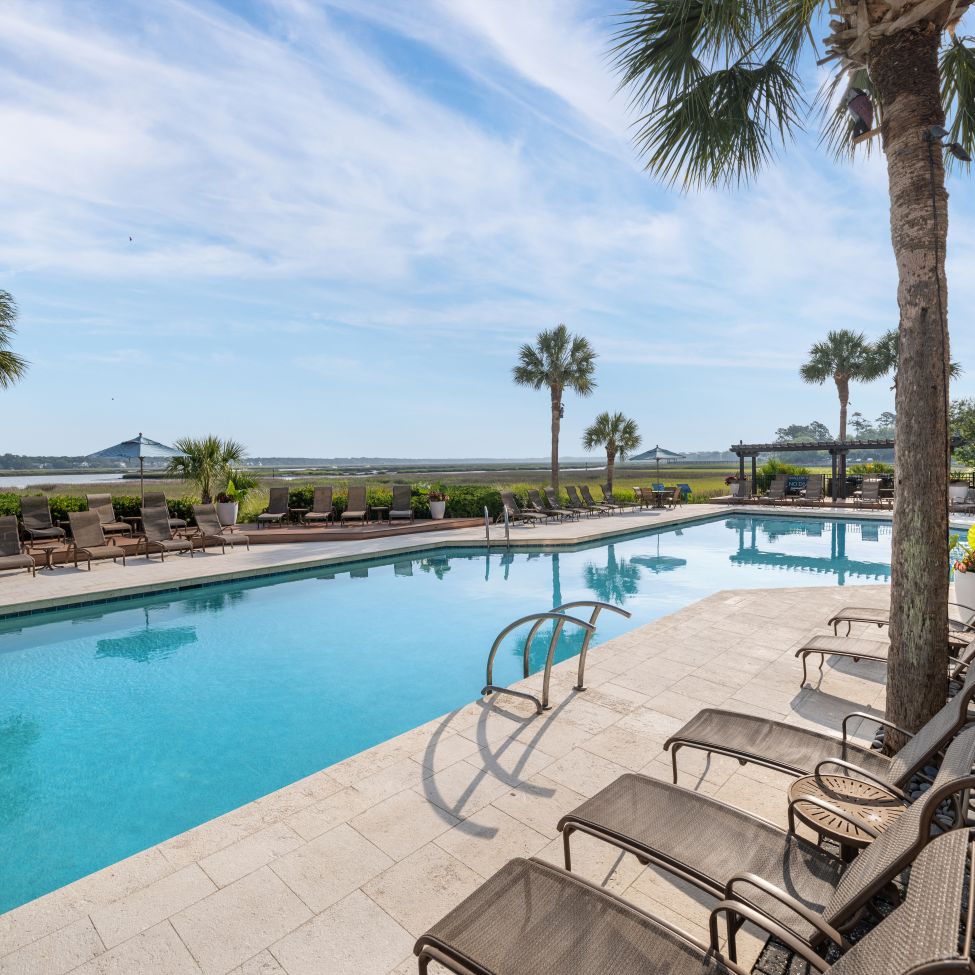 Harbour Point Main Outdoor Pool