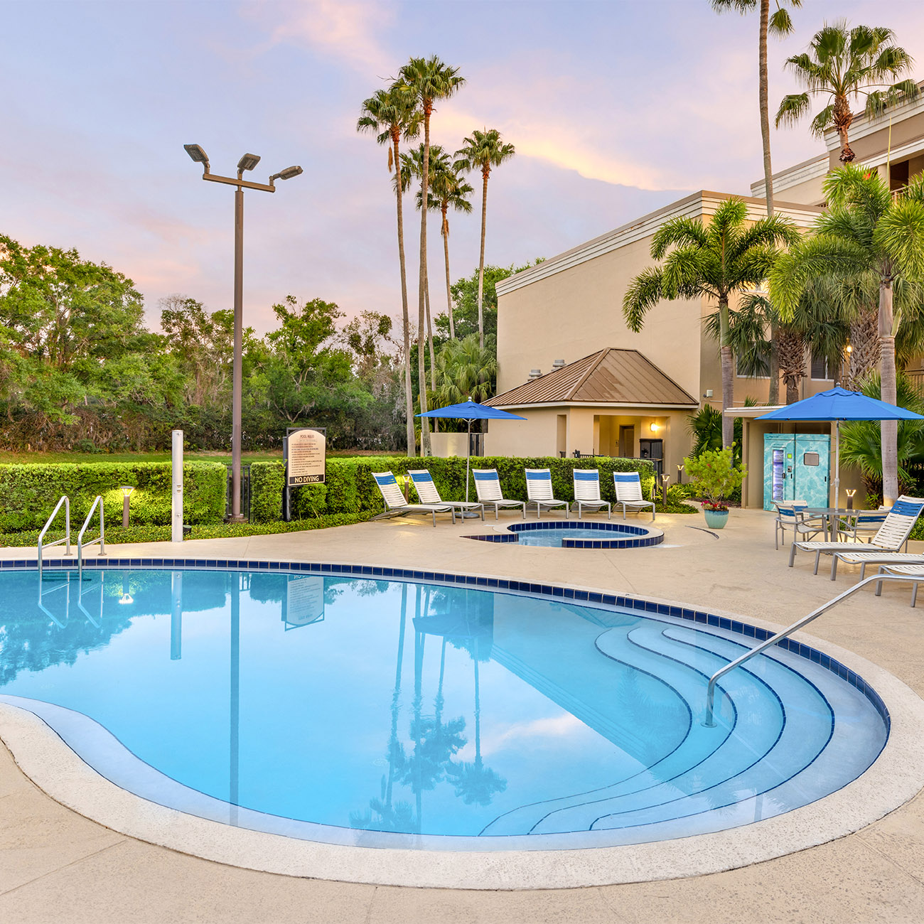 im-amenity-pool-photo