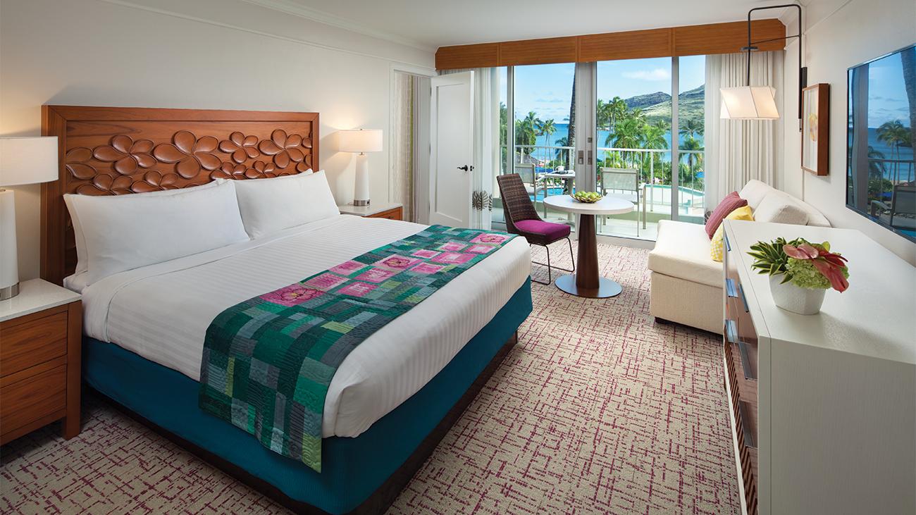 Primary Bedroom Ocean View (1- or 2-Bedroom Villa)