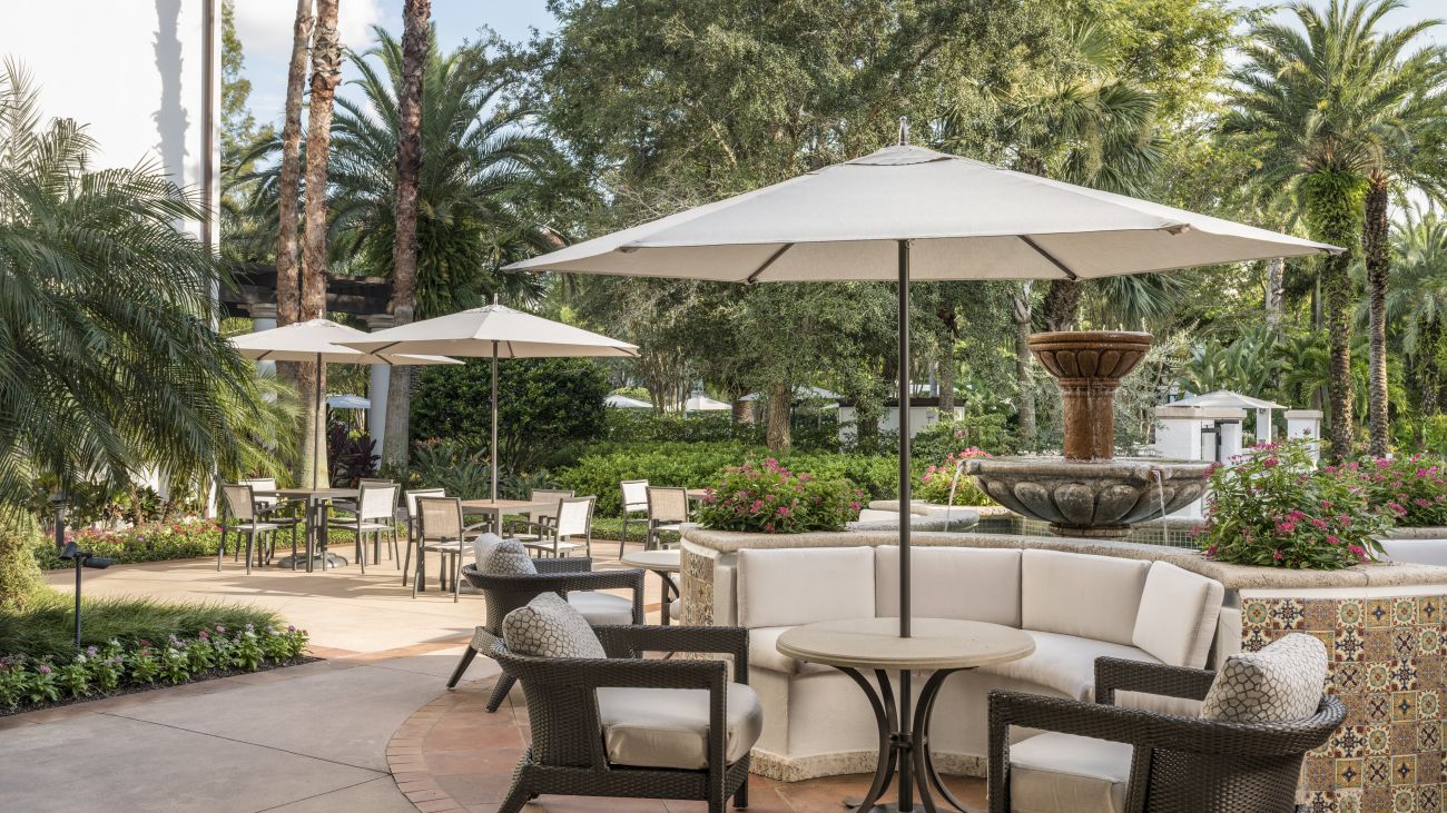 Breezeway - Seating Area