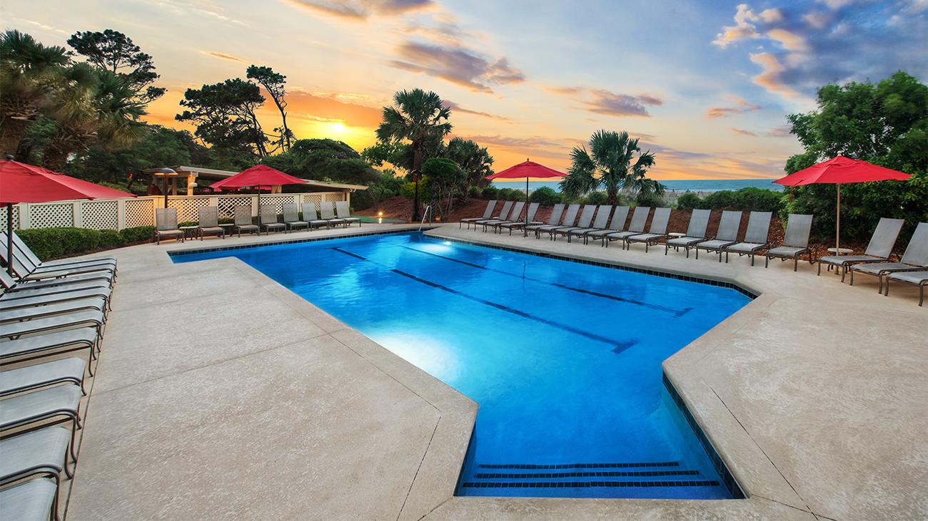 mo-amenity-pool-photo