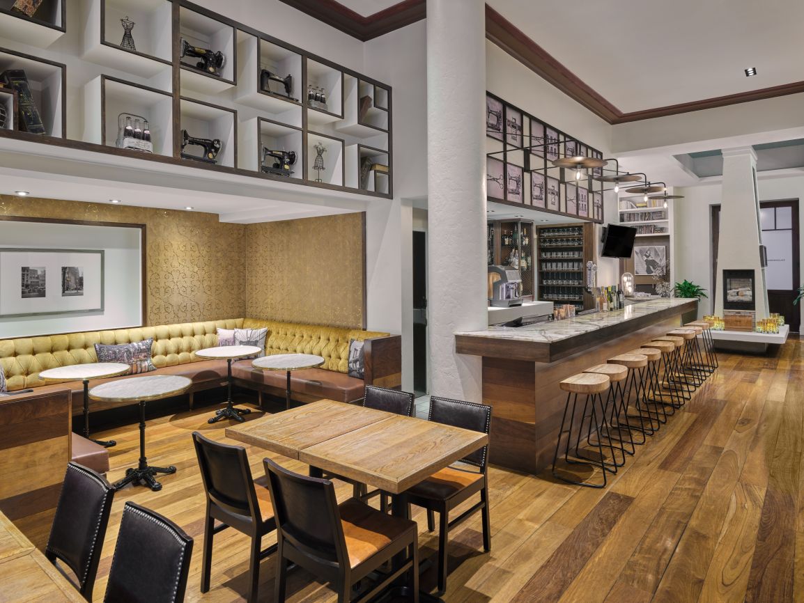Twisted Knot Café and Lounge