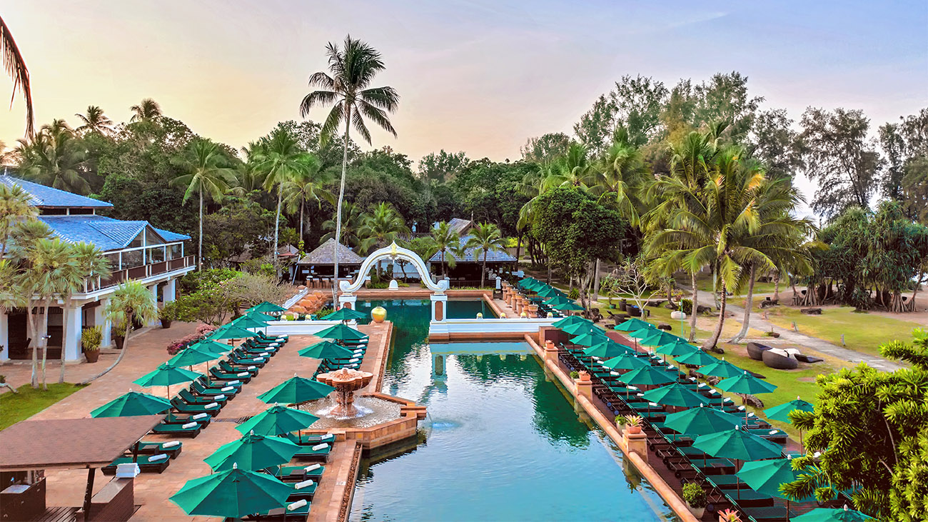 Main Outdoor Pool - Pool Deck