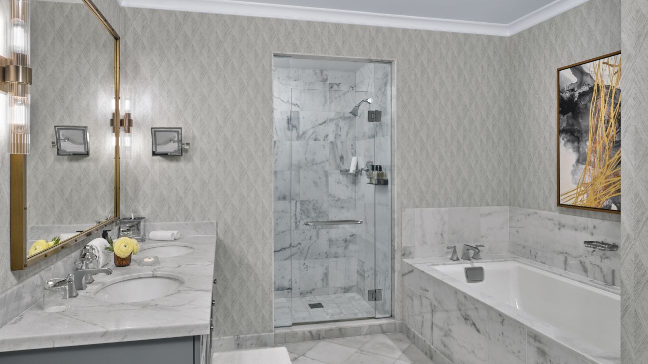 rf-two-bedroom-residence-bathroom-interior-photo