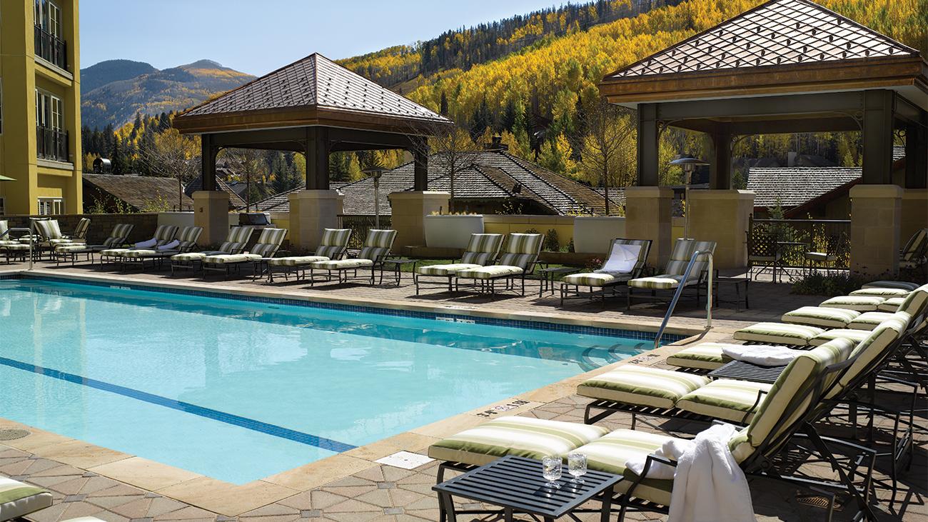 rv-amenity-pool-photo
