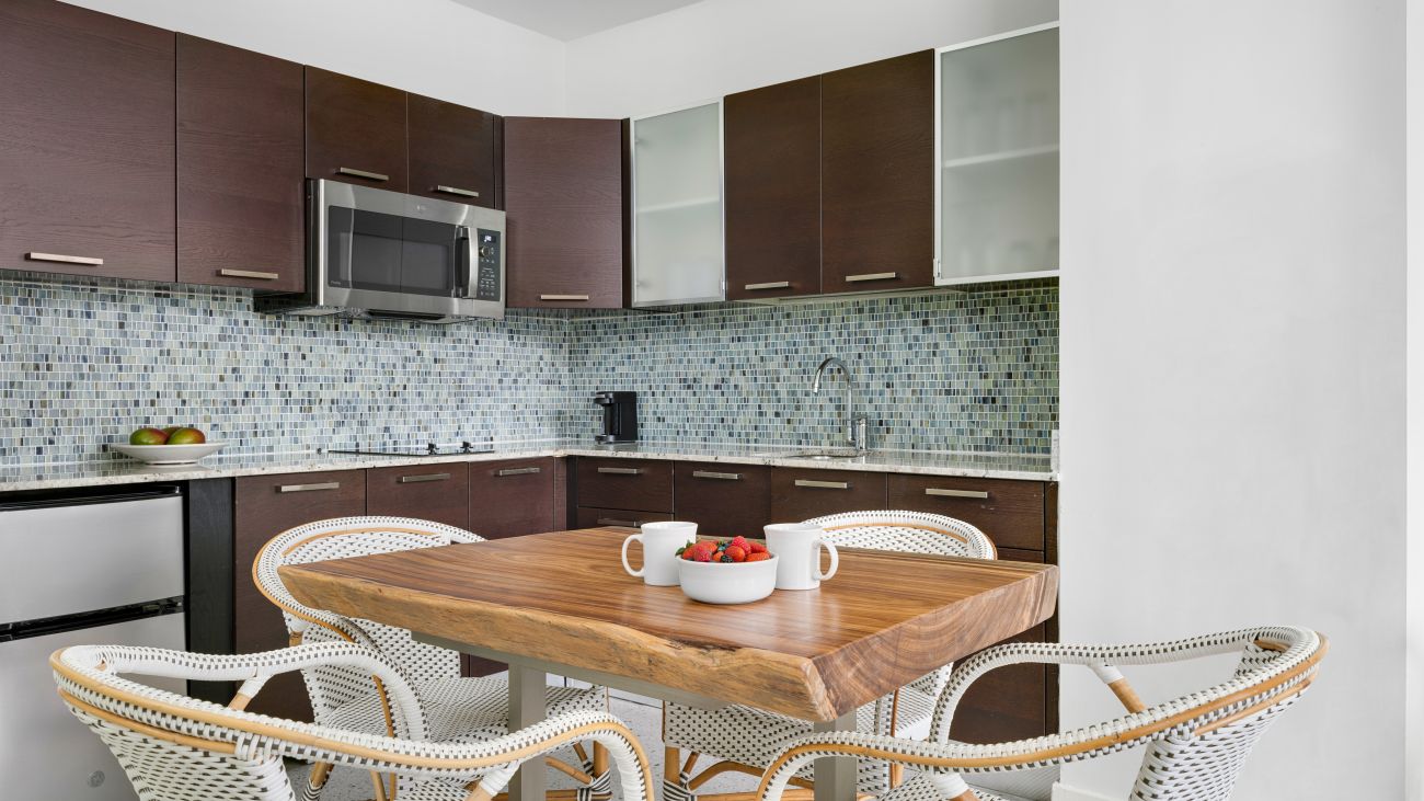 so-two-bedroom-suite-kitchen-interior-photo