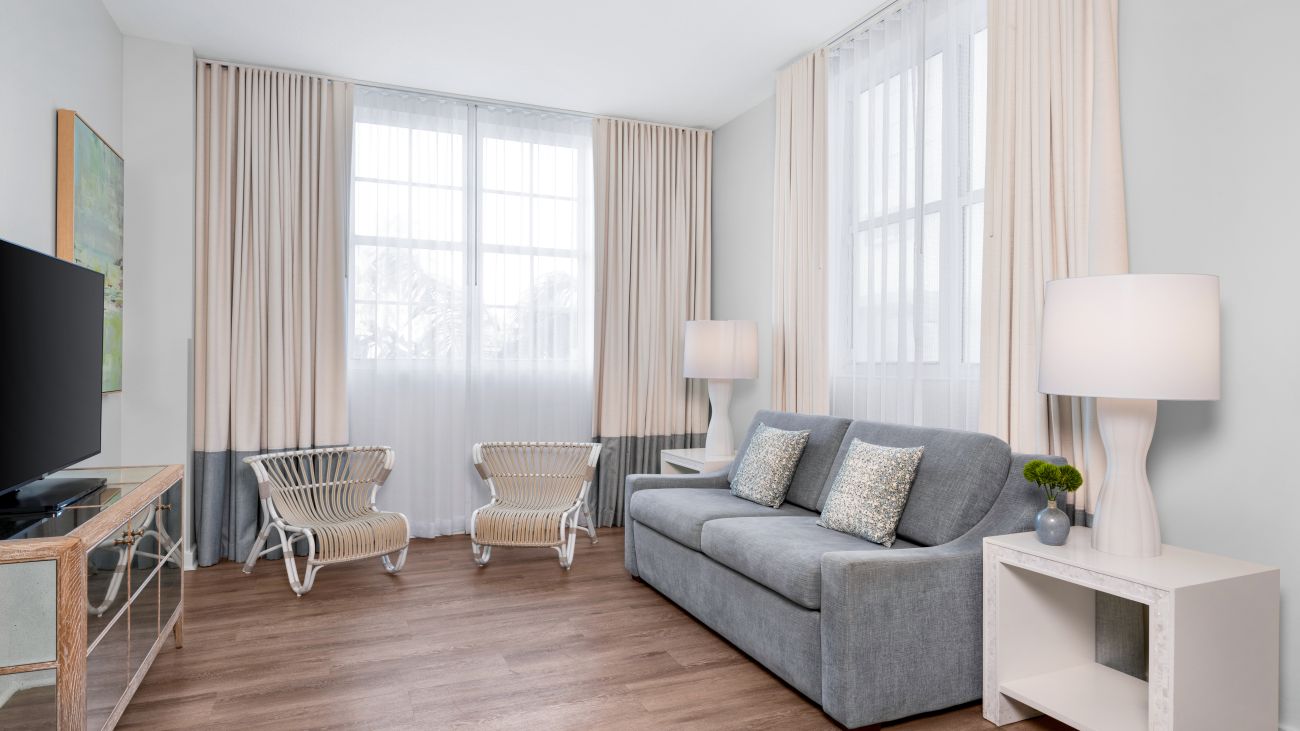 so-two-bedroom-suite-living-room-interior-photo