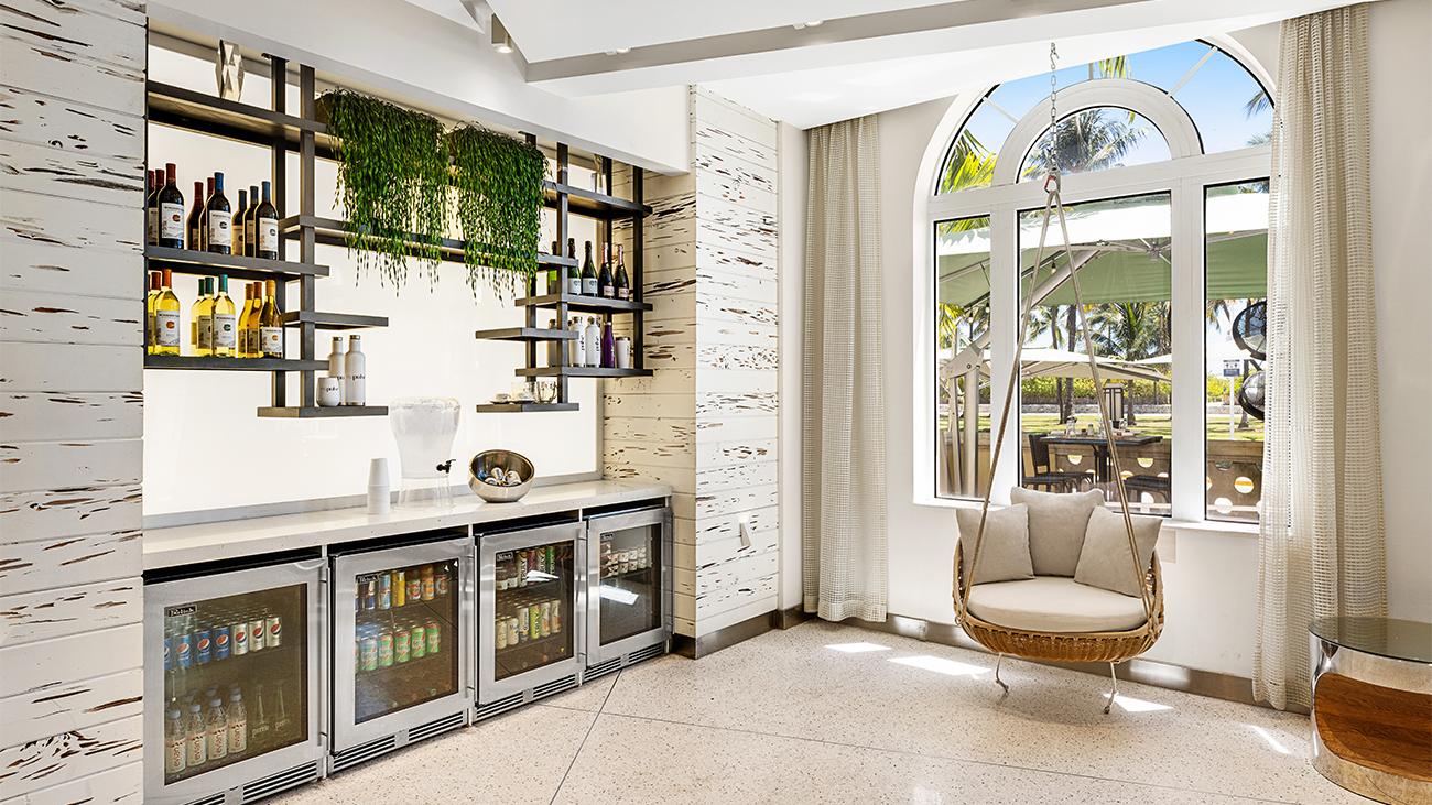 Lobby Bar