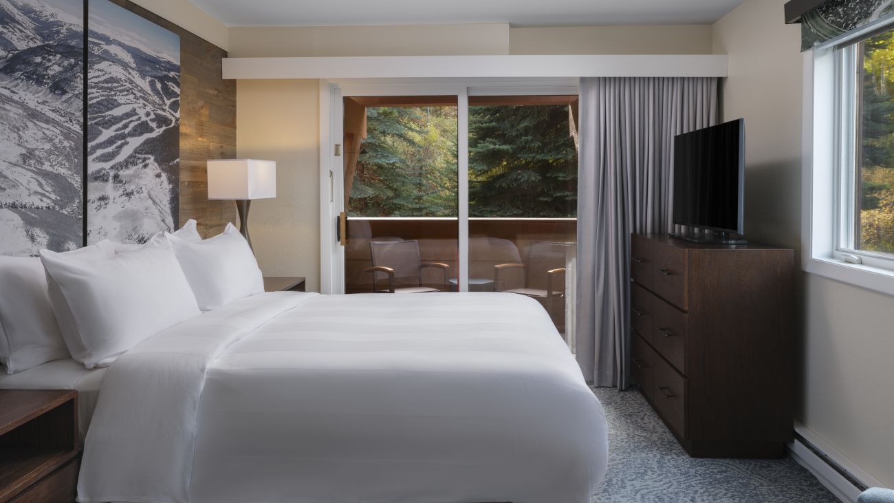 1-Bedroom Bedroom with balcony