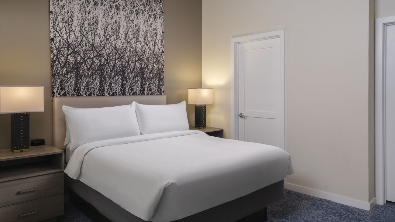 2-Bedroom Loft, Guest Bedroom
