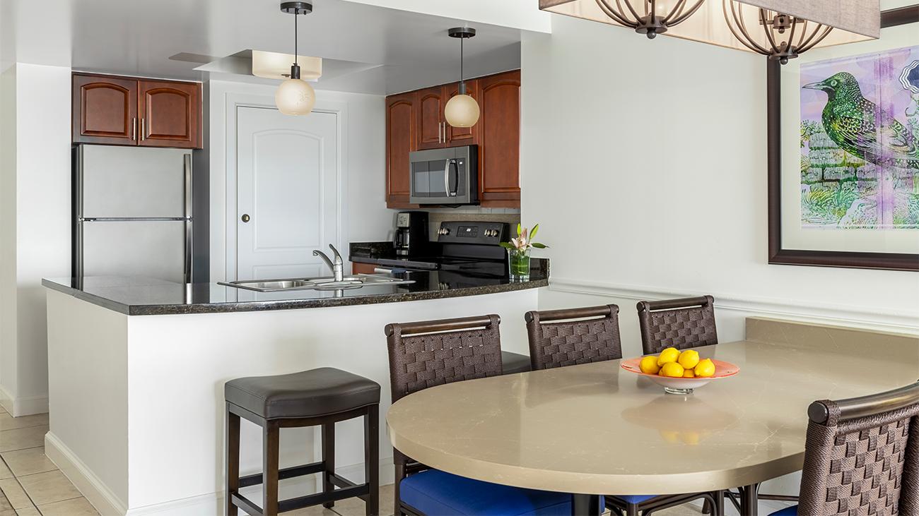 uv-villa-dining-room-and-kitchen-interior-photo