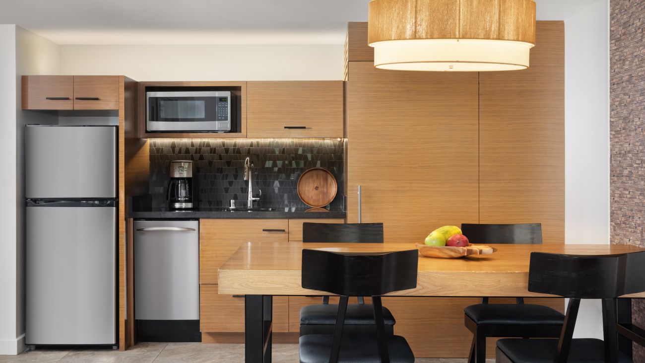 wk-one-bedroom-island-view-kitchen-interior-photo