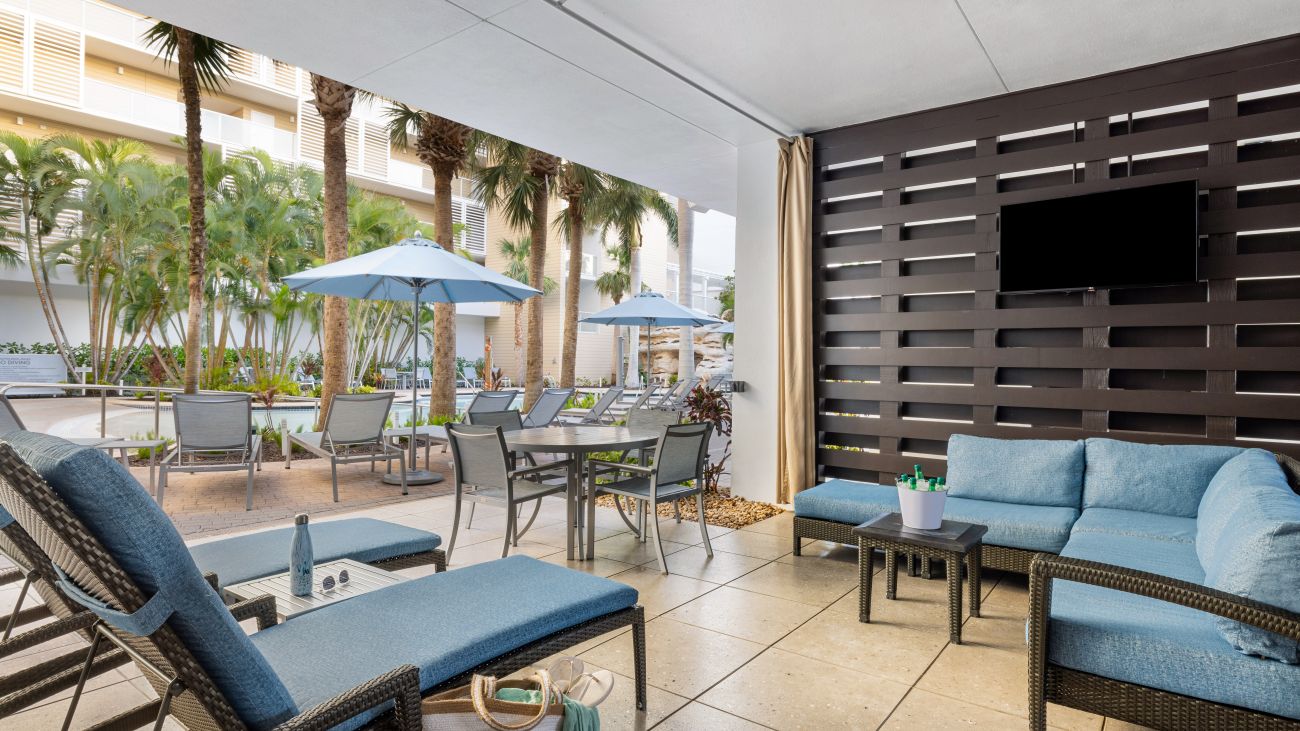 Grotto Poolside Cabanas