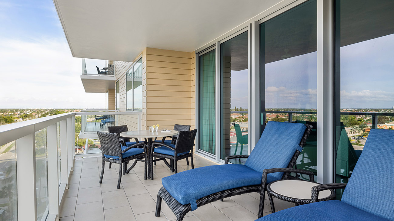 za-two-three-bed-island-view-balcony-interior-photo