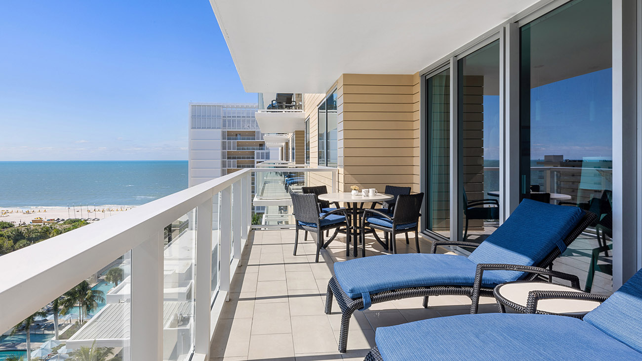 za-two-three-bed-poolside-balcony-interior-photo
