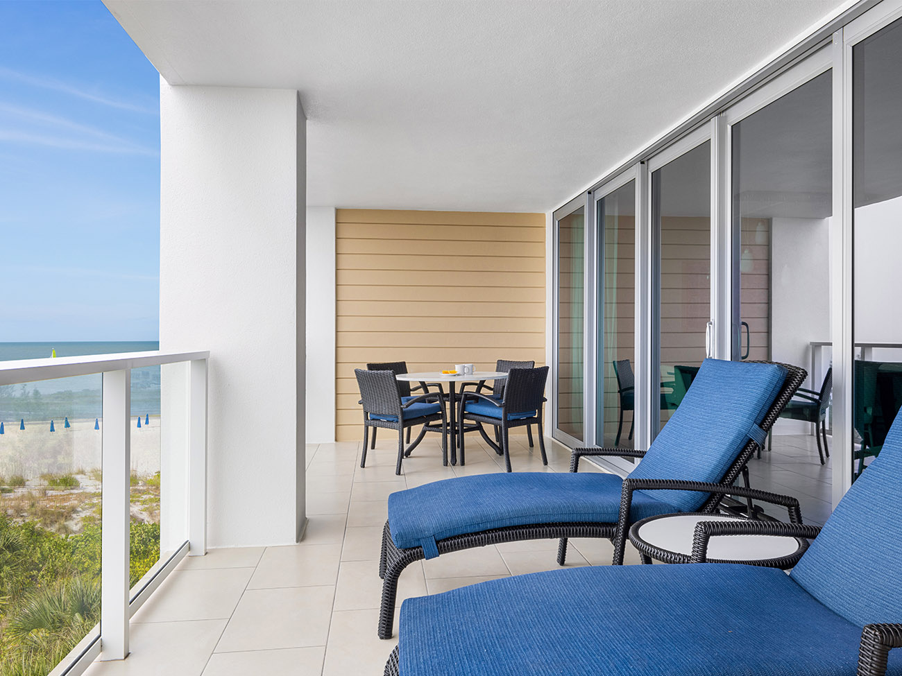 za-two-bedroom-gulf-front-villa-balcony-interior-photo