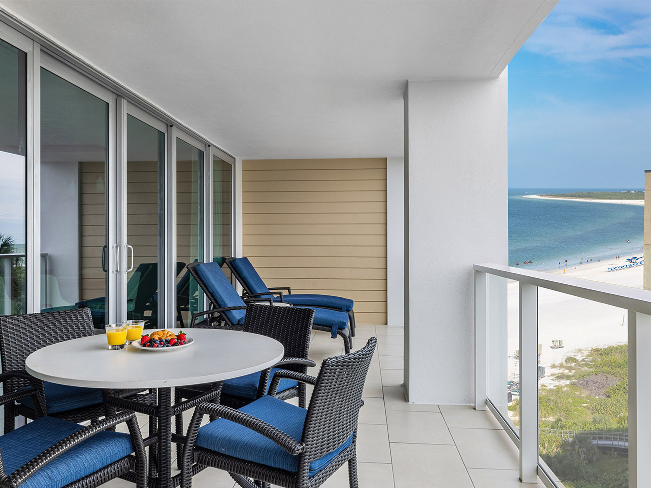 za-two-bedroom-gulf-view-balcony-interior-photo