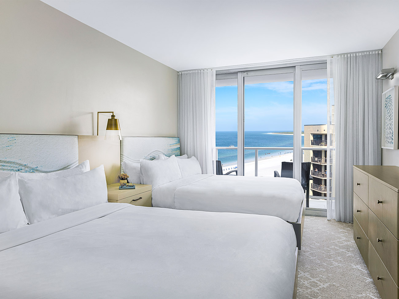 za-two-bedroom-gulf-view-guest-bedroom-interior-photo