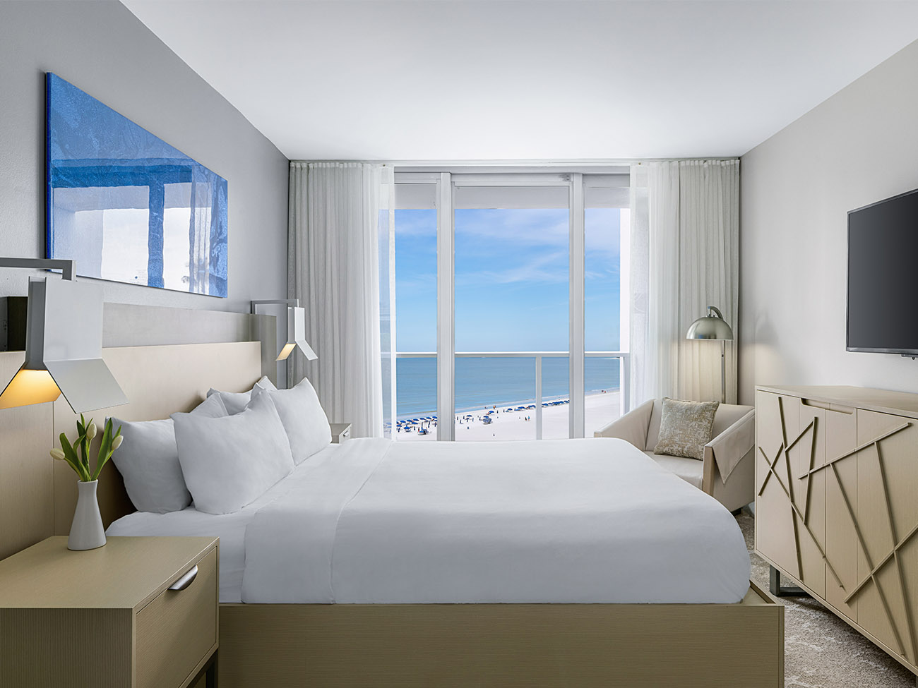 za-two-bedroom-gulf-view-primary-bedroom-interior-photo
