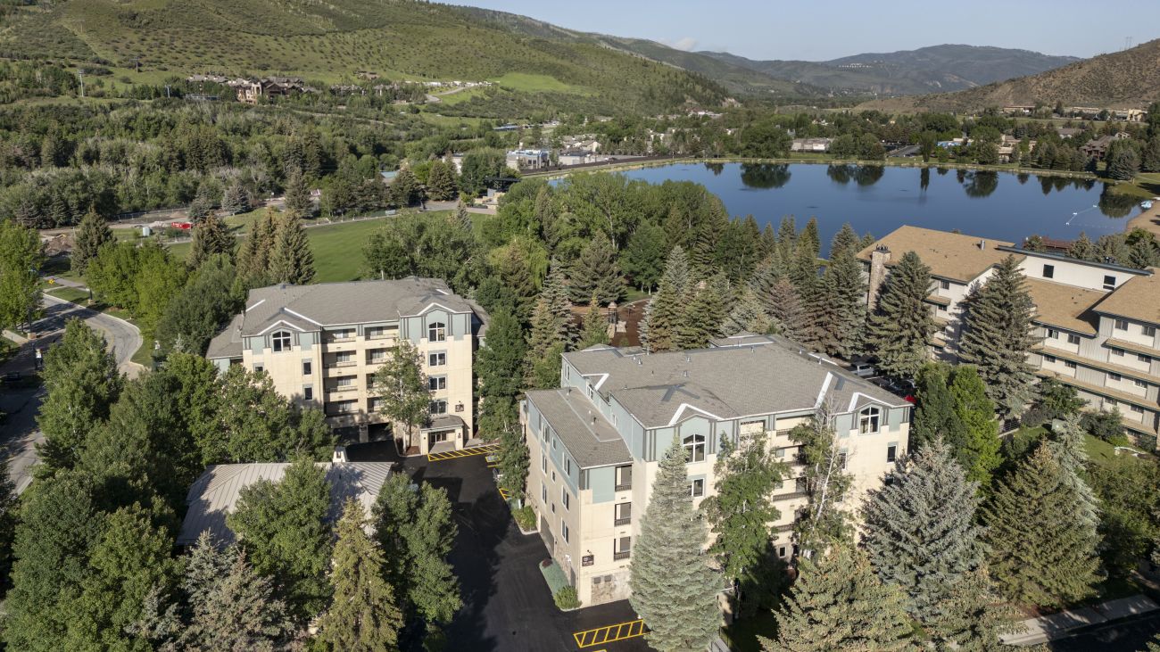 Sheraton Lakeside Terrace at Mountain Vista