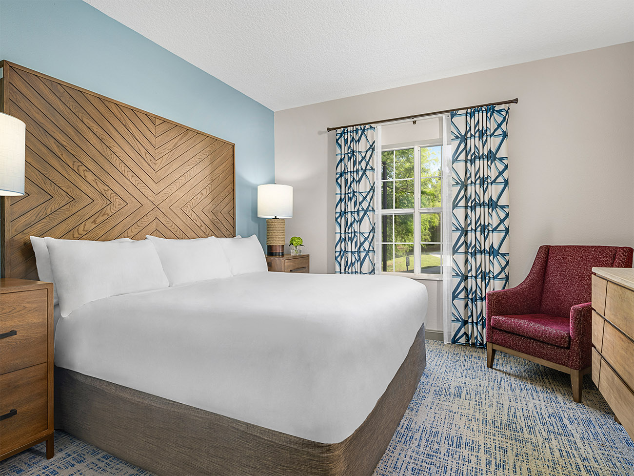 sbp-palmetto-one-bedroom-premium-two-bedroom,-three-bedroom-lockoff-primary-bedroom,-interior-photo