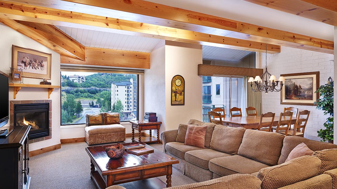 Living and Dining Area