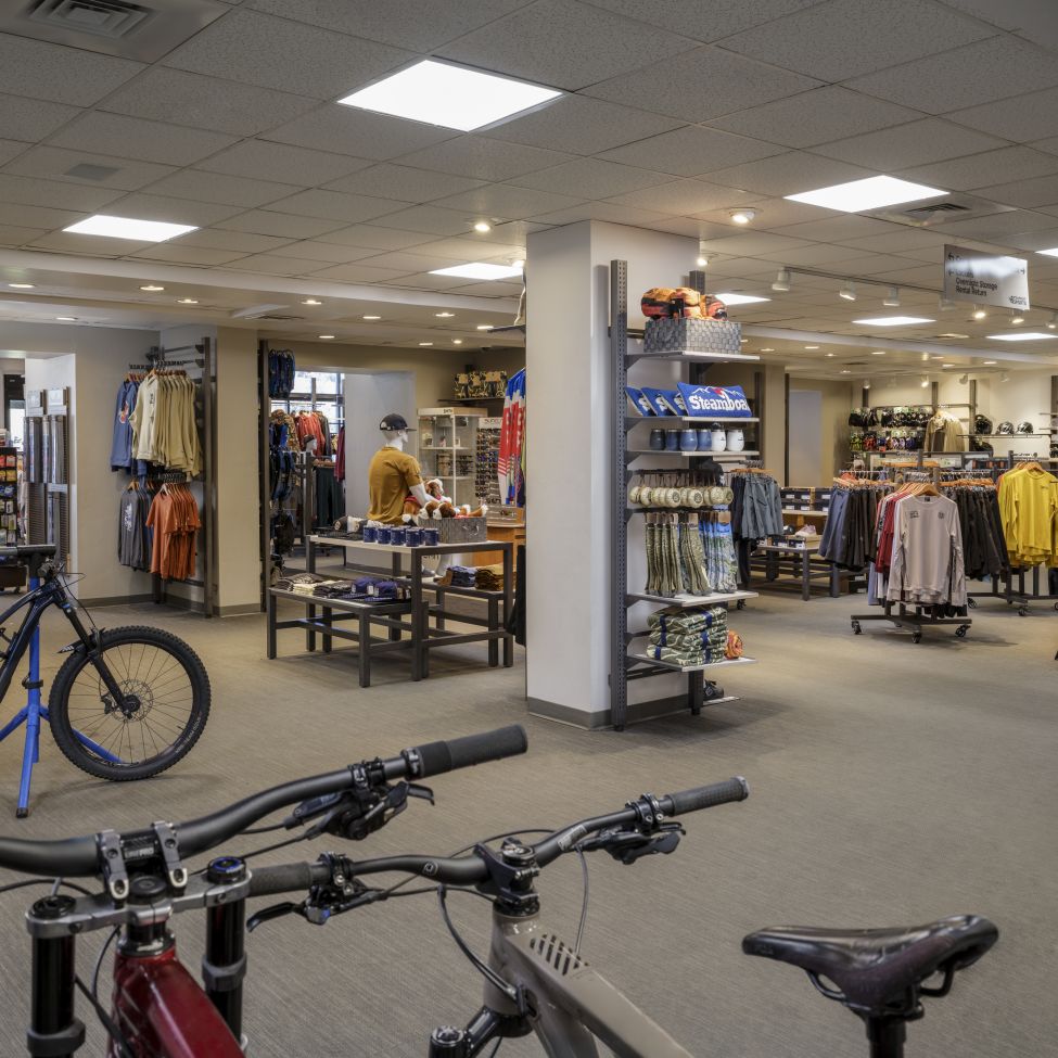 Ski & Sport Retail