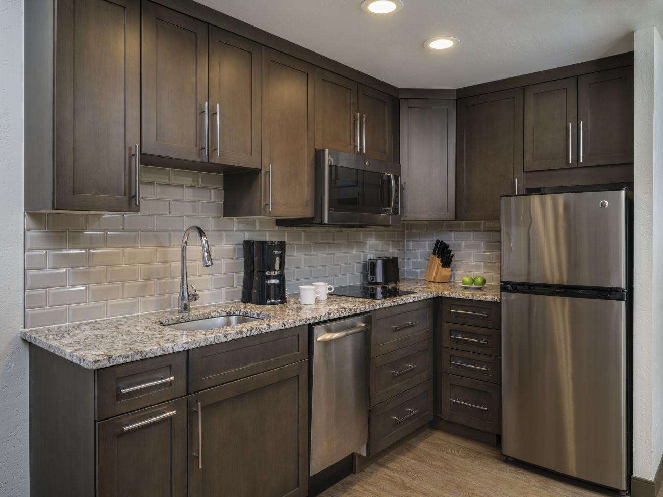 ssr-studio-villa-stex-kitchenette-interior-photo