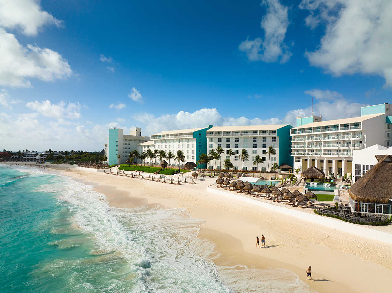 Image of The Westin Resort & Spa, Cancún in Cancún.