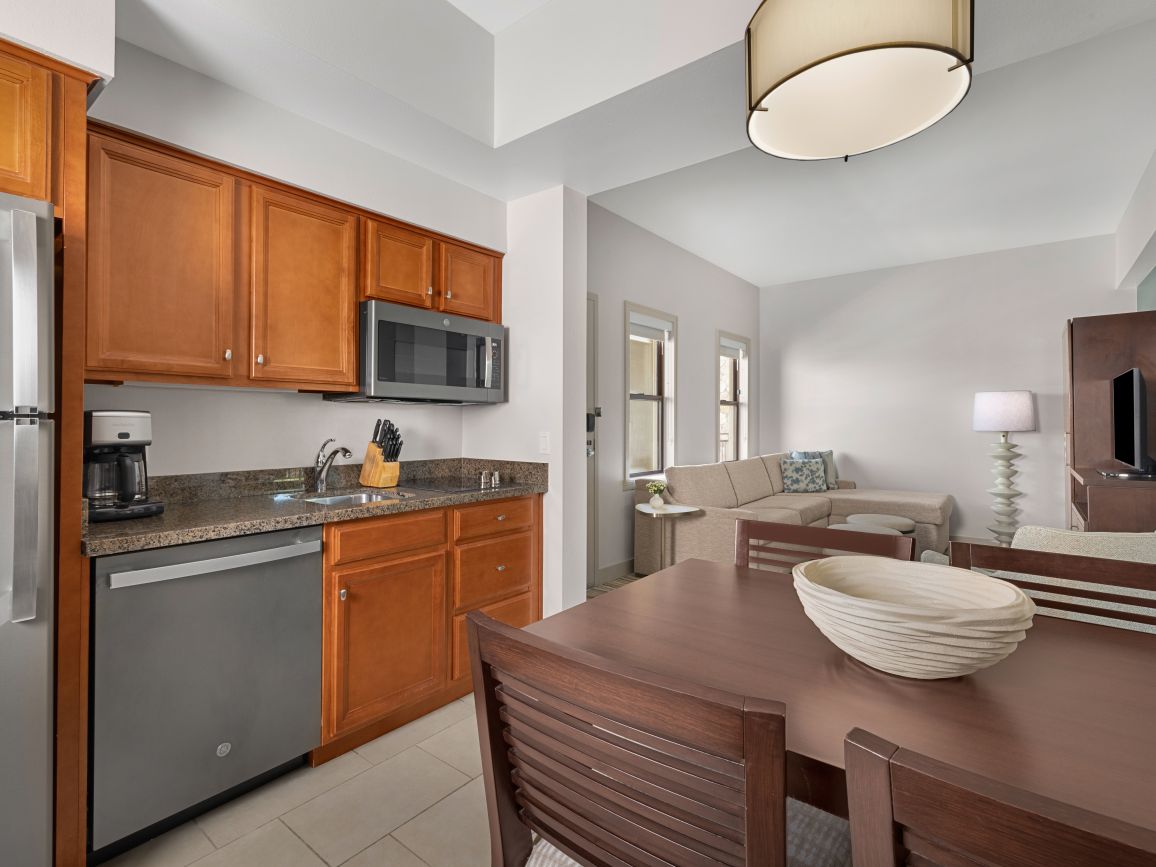 Dining Area and Kitchenette