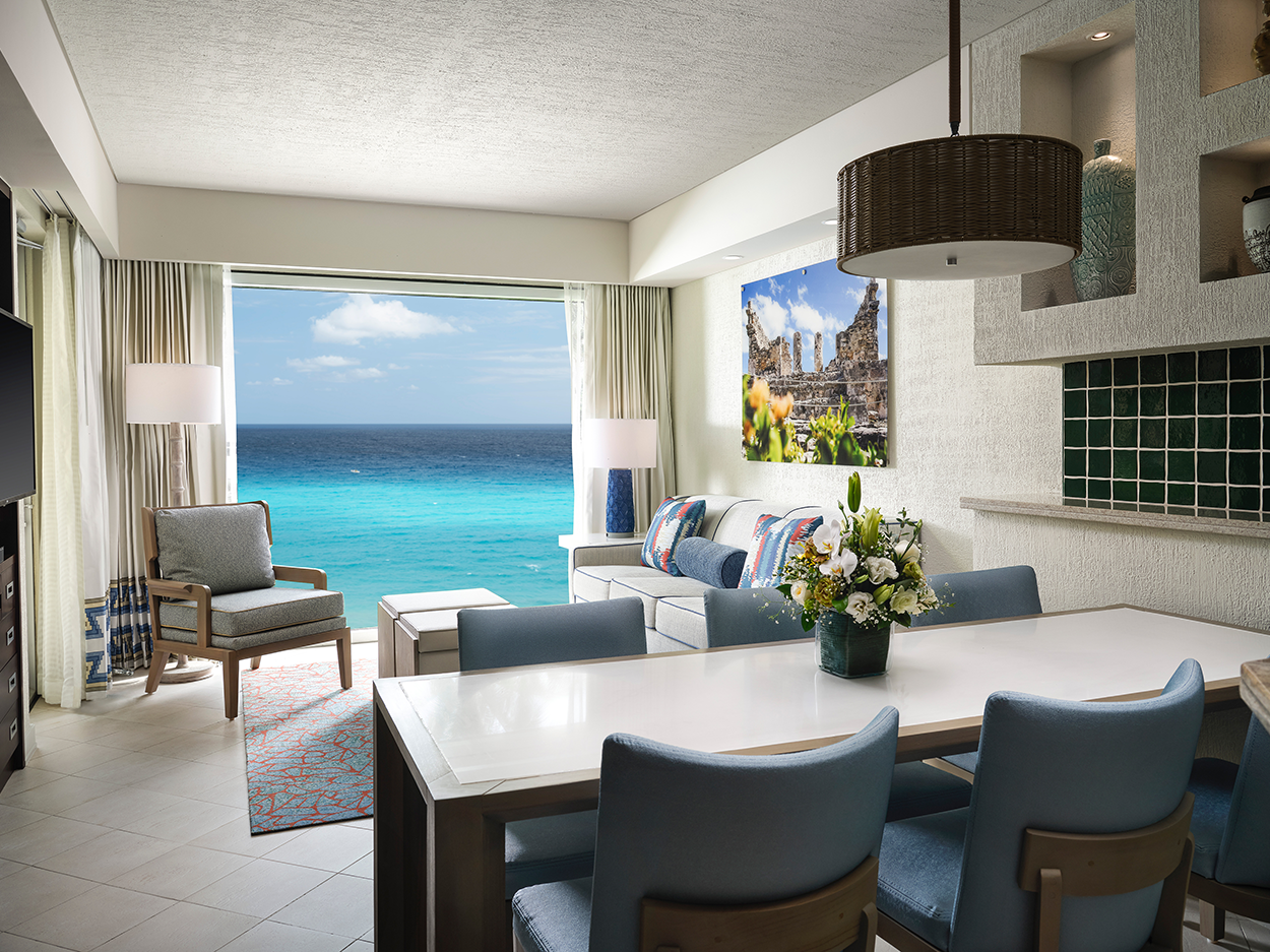 Dining and Living Room, Ocean Front