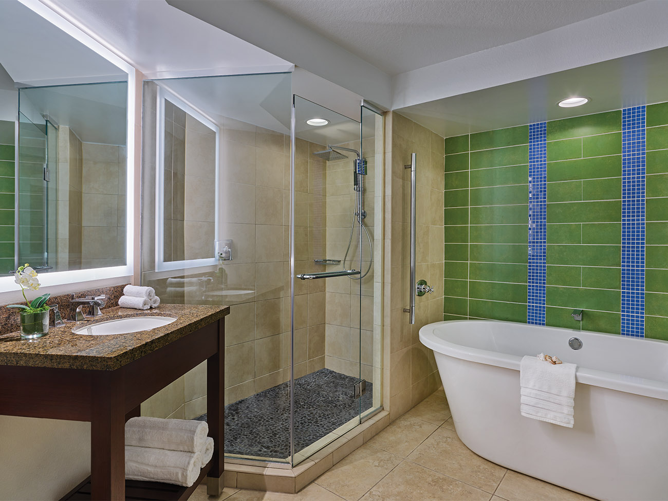 wsj-bay-vista-two-bedroom-villa-primary-bathroom-interior-photo