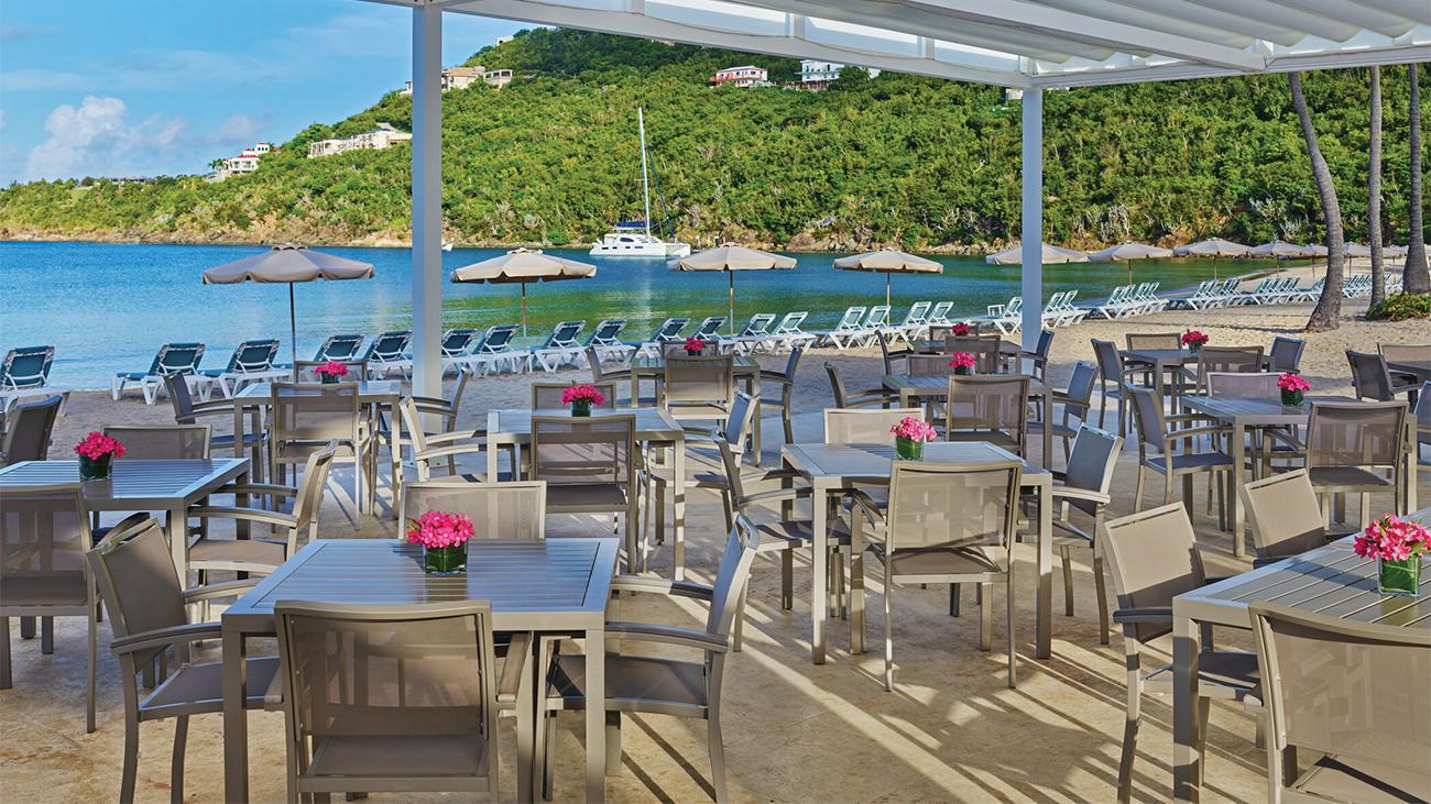 Snorkels Bar & Grill