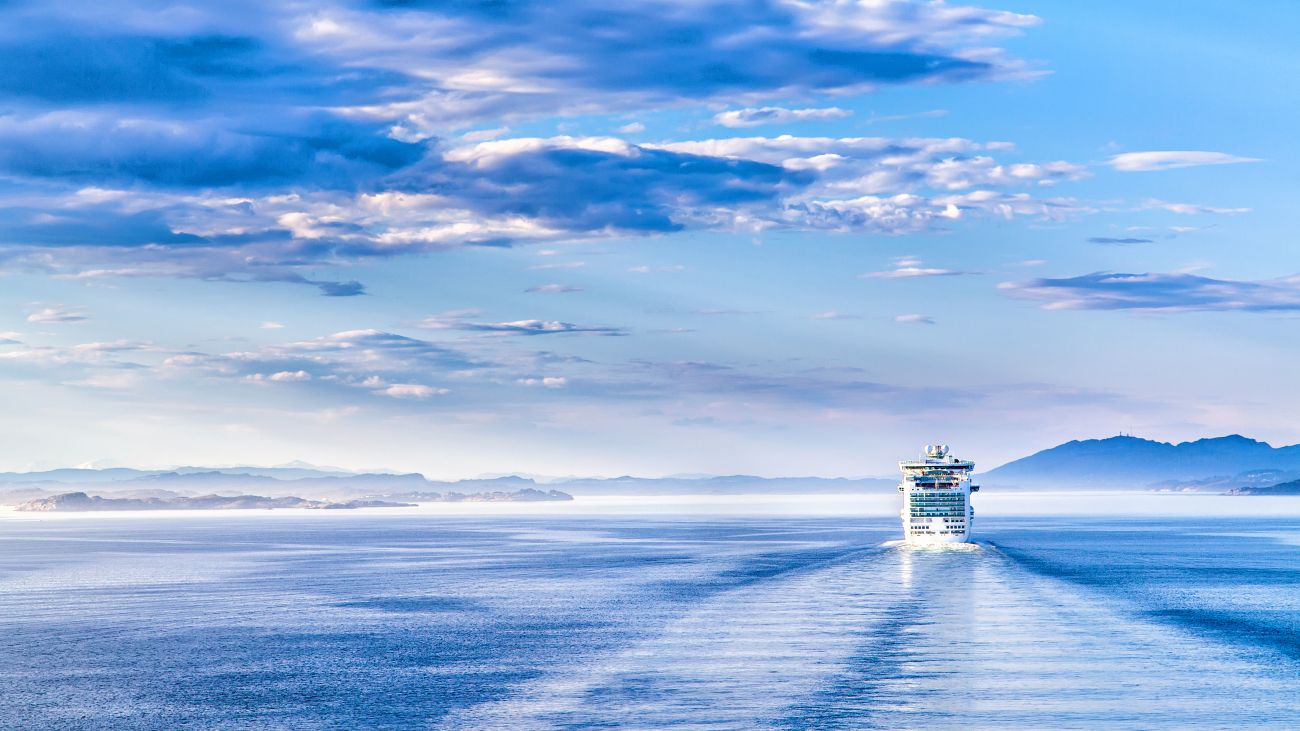 Unplug, Unwind, and Let the Ocean Lead the Way with Owner Cruises