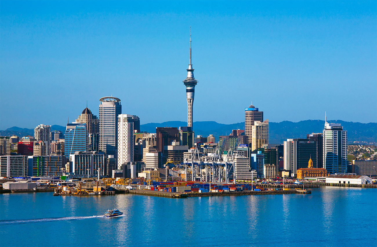 24-1203-3047505_Auckland_Sky_Tower_GettyImages-109864184_1300.jpg (109864184)