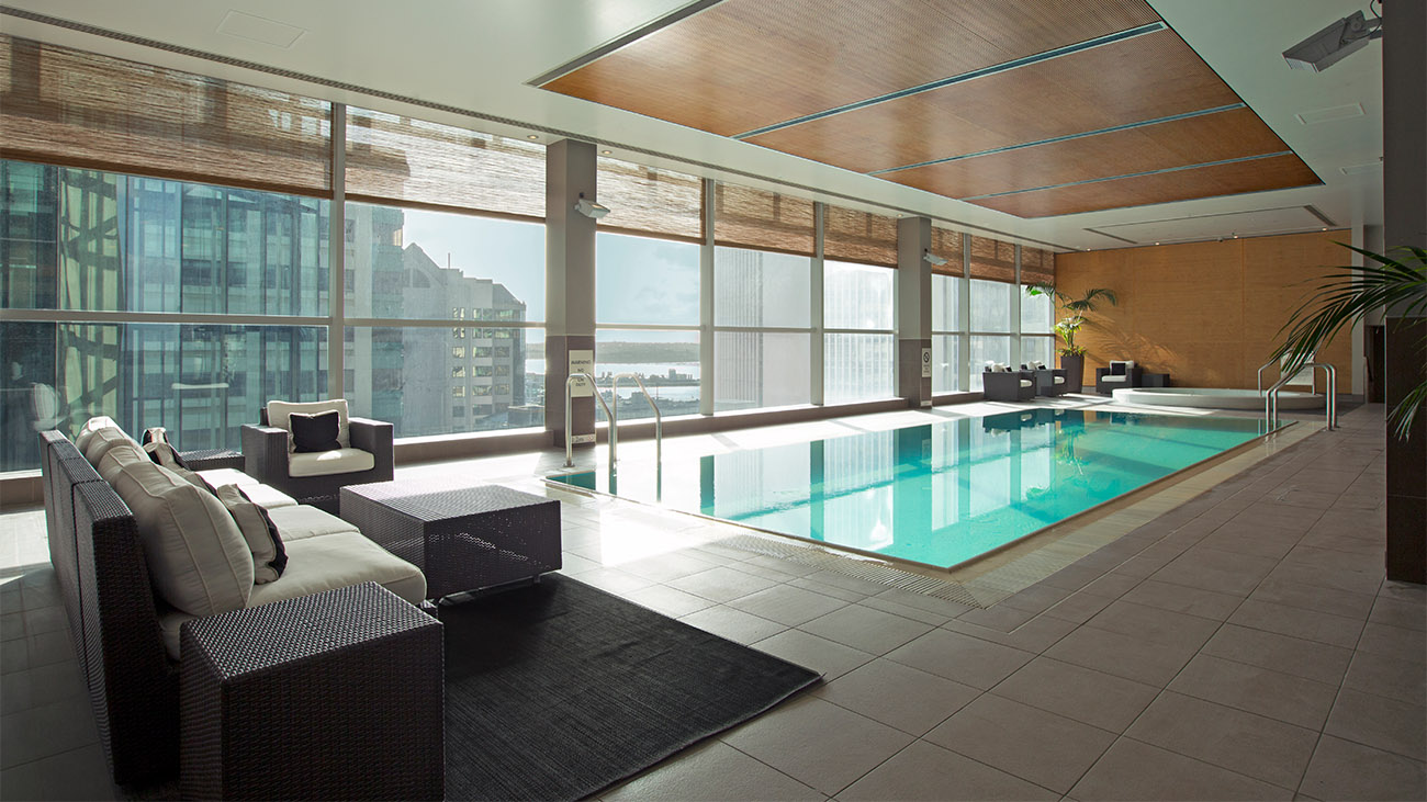 JW Marriott Auckland pool